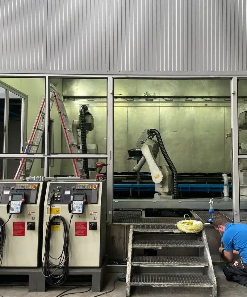 Fachgerechte Inbetriebnahme von Roboterlackieranlagen