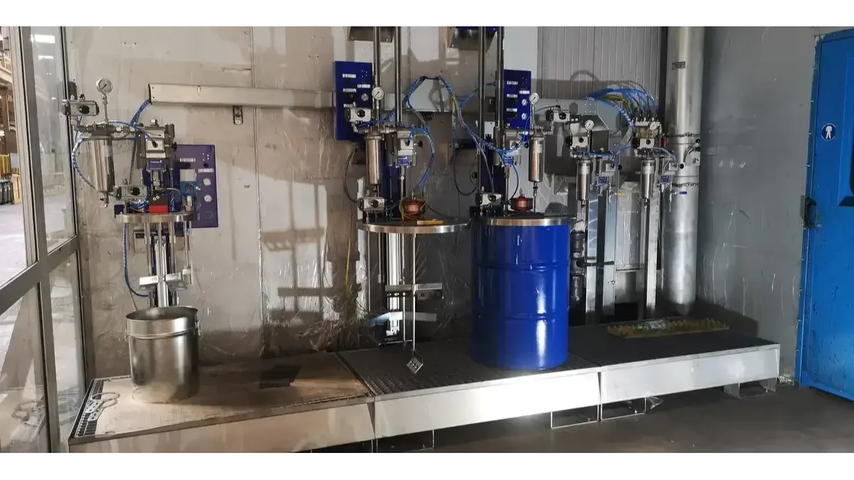 Hochmoderne Lackiertechnologie für Industrieanwendungen